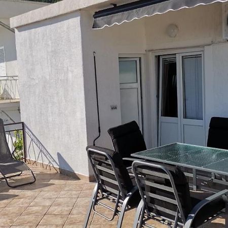 Apartments Mate Baška Voda Екстериор снимка