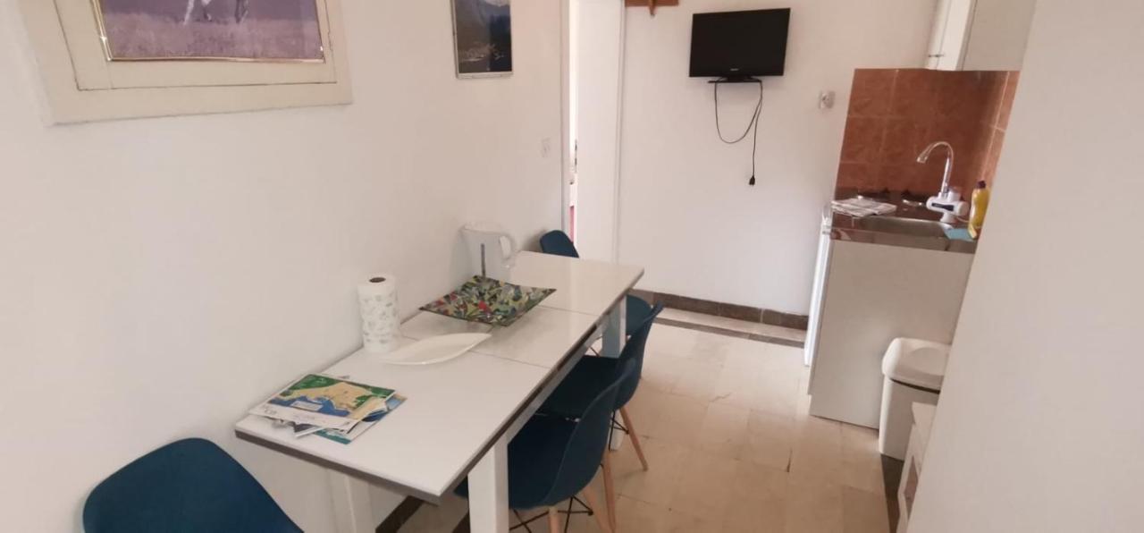 Apartments Mate Baška Voda Екстериор снимка