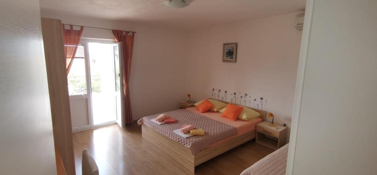 Apartments Mate Baška Voda Екстериор снимка